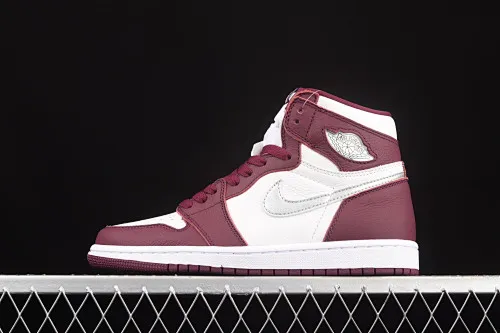 All categories Air Jordan Jordan series basketball shoes Air Jordan 1 High pure original version Air Jordan 1 Retro High OG "Bordeaux" AJ1 Joe 1 Bordeaux burgundy high-top basketball shoes 555088-611